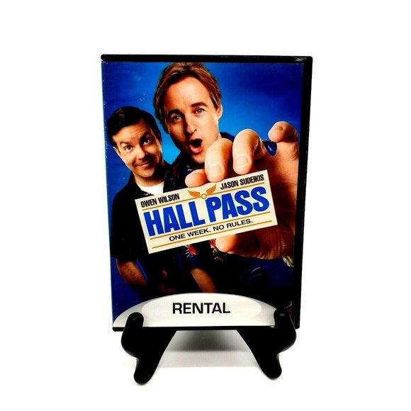 Hall Pass DVD Blockbuster Rental - Applegate Jenkins Fischer Wilson Sudeikis - Picture 1 of 4